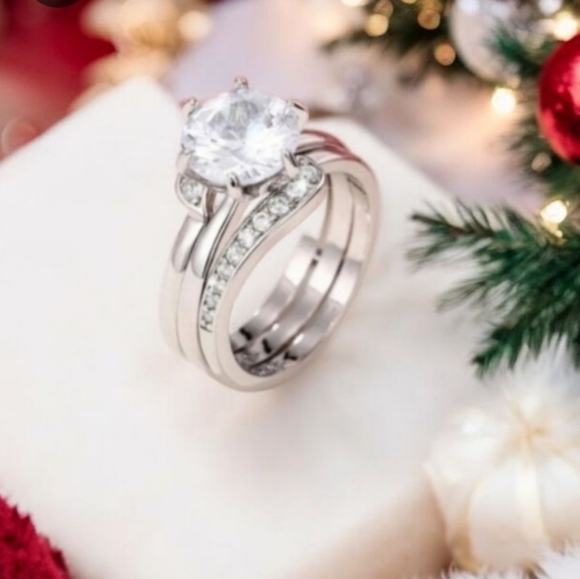 Jewelry - 2pc.Set Halo Diamond Ring
